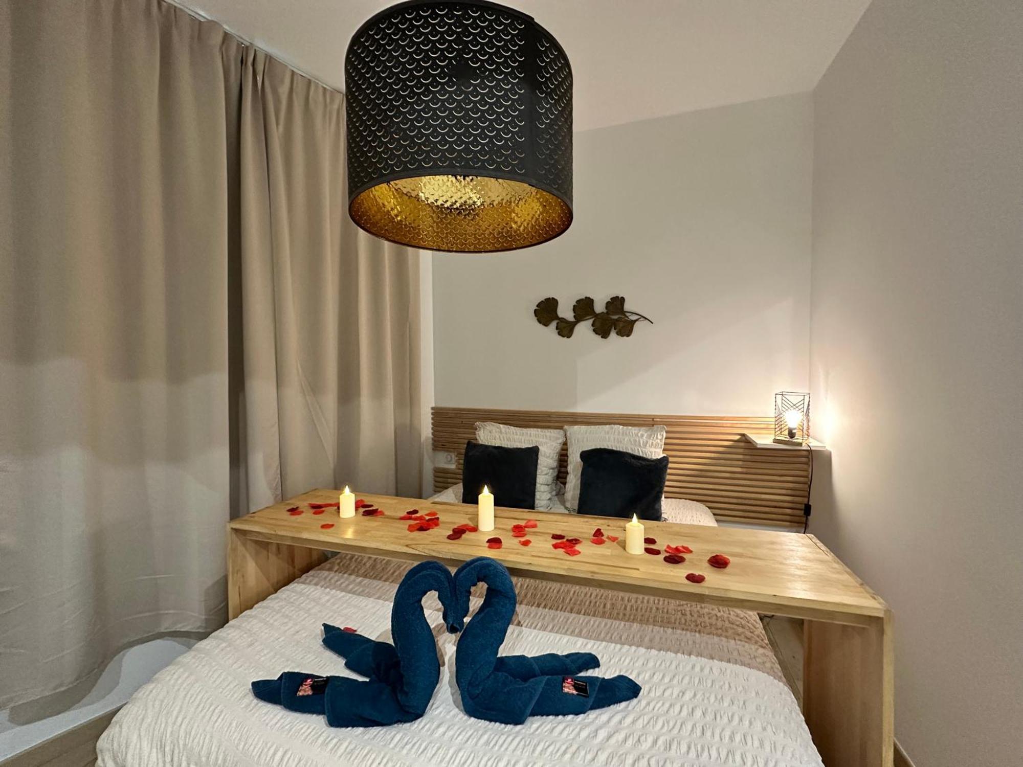 Mieuxqualhotel Jacuzzi Privatif La Parenthese บอร์โด ภายนอก รูปภาพ